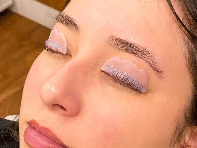 Curso de Lash Lifiting ( Permanente de Cílios) + Coloração de Cílios